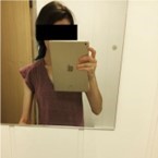 Ein Bild, das Person, Wand, Im Haus, Text enthält. Automatisch generierte Beschreibung